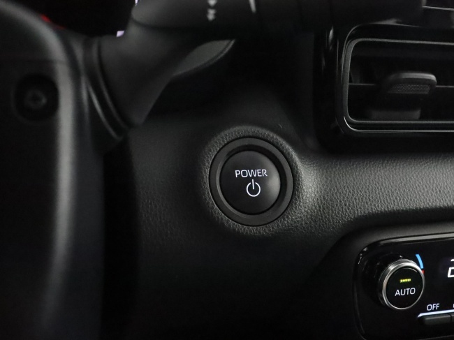 Toyota Yaris - 1.5 Hybrid 115 First Edition