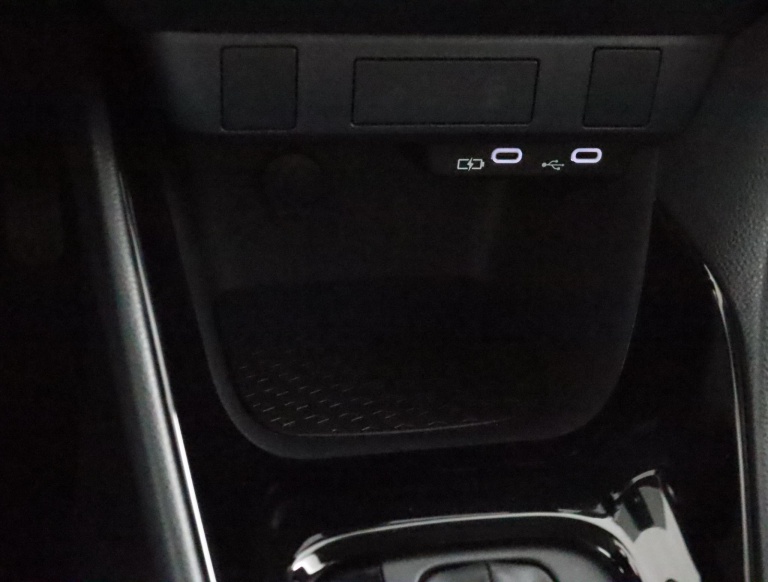 Toyota Yaris - 1.5 Hybrid 115 First Edition 51