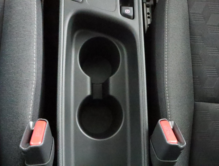 Toyota Yaris - 1.5 Hybrid 115 First Edition 53