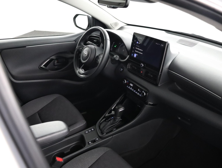 Toyota Yaris - 1.5 Hybrid 115 First Edition 58
