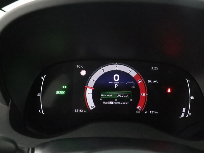 Toyota Yaris - 1.5 Hybrid 115 First Edition