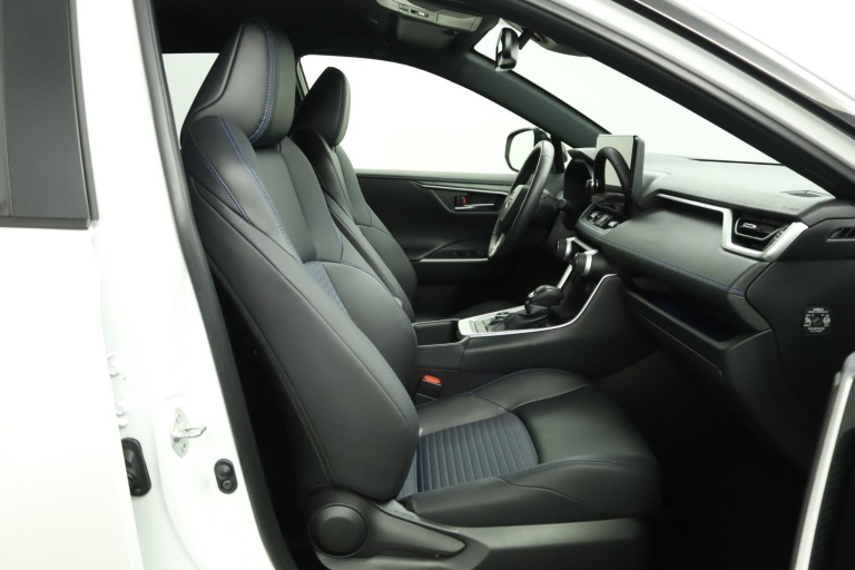 Toyota RAV4 - 2.5 Hybrid AWD Bi-Tone 22