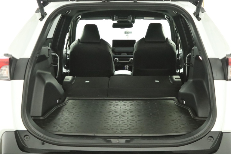 Toyota RAV4 - 2.5 Hybrid AWD Bi-Tone 26