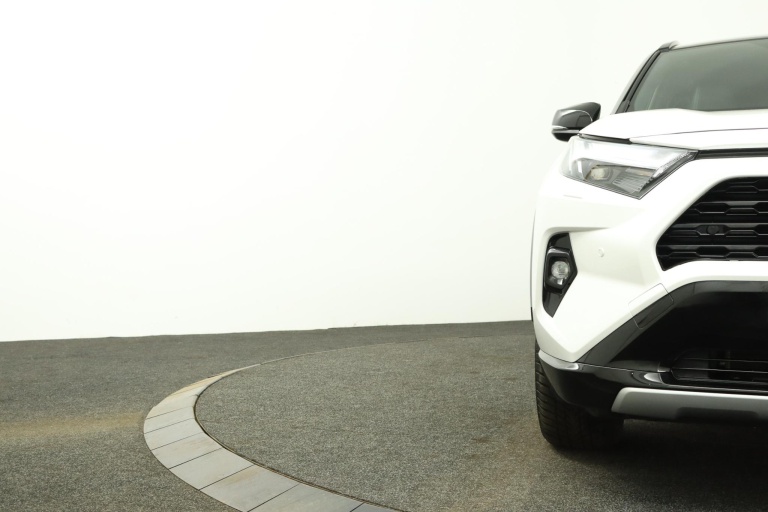 Toyota RAV4 - 2.5 Hybrid AWD Bi-Tone 36