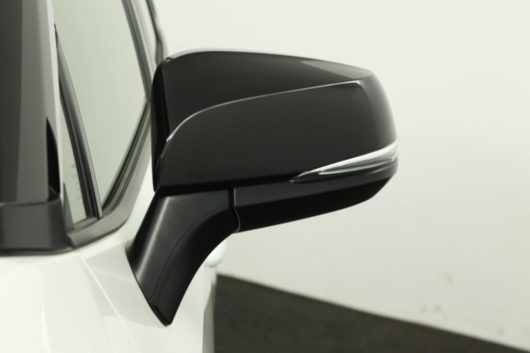 Toyota RAV4 - 2.5 Hybrid AWD Bi-Tone 37