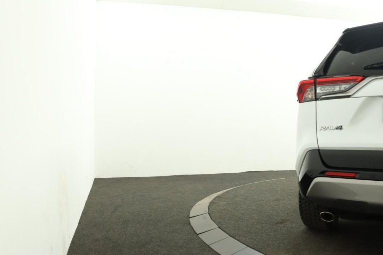 Toyota RAV4 - 2.5 Hybrid AWD Bi-Tone 41