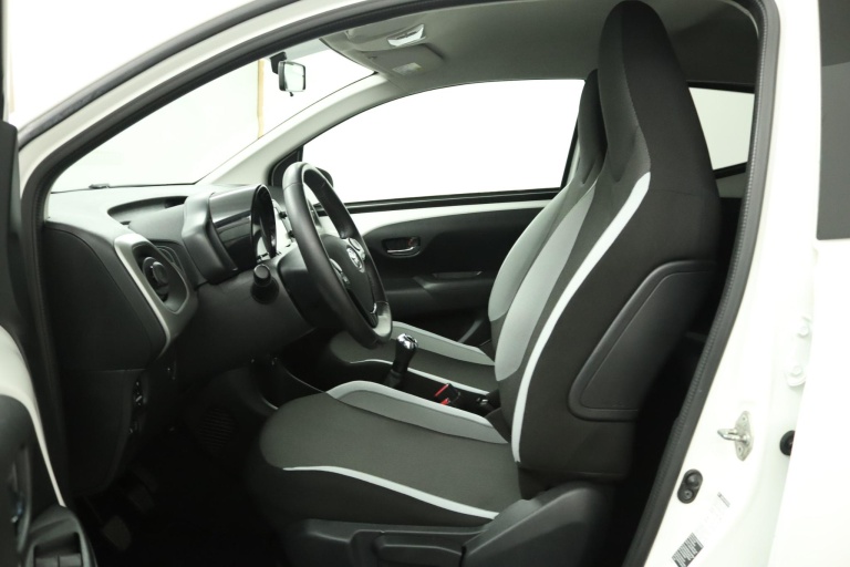 Toyota Aygo - 1.0 VVT-i x-sport 17
