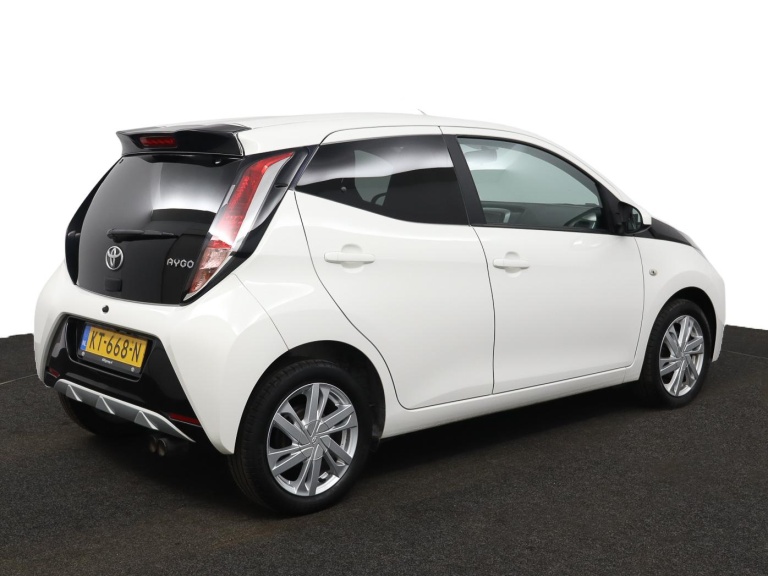 Toyota Aygo - 1.0 VVT-i x-sport 2