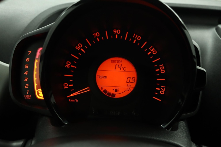 Toyota Aygo - 1.0 VVT-i x-sport 44