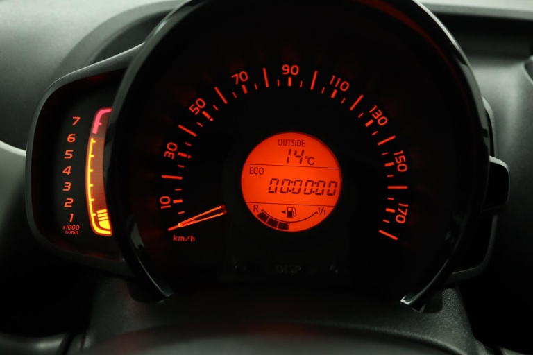Toyota Aygo - 1.0 VVT-i x-sport 46