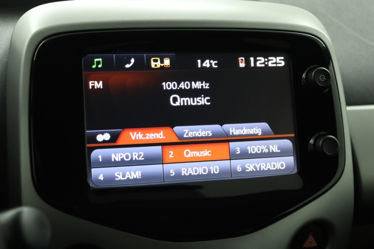 Toyota Aygo - 1.0 VVT-i x-sport 54
