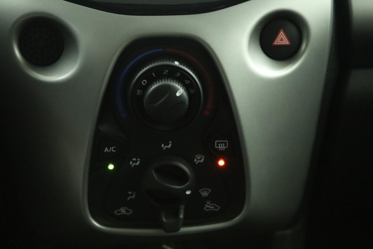Toyota Aygo - 1.0 VVT-i x-sport 7