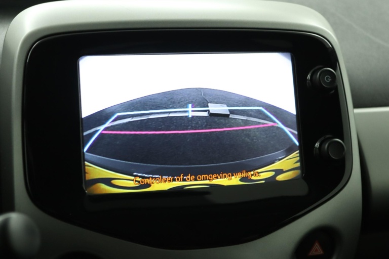 Toyota Aygo - 1.0 VVT-i x-sport 9