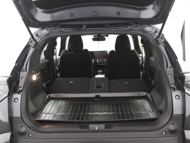 Toyota Urban Cruiser - Dynamic 61 kWh
