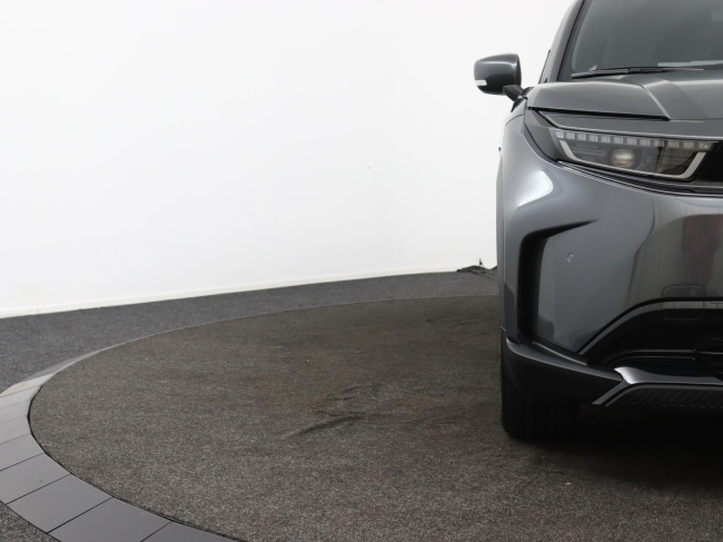 Toyota Urban Cruiser - Dynamic 61 kWh