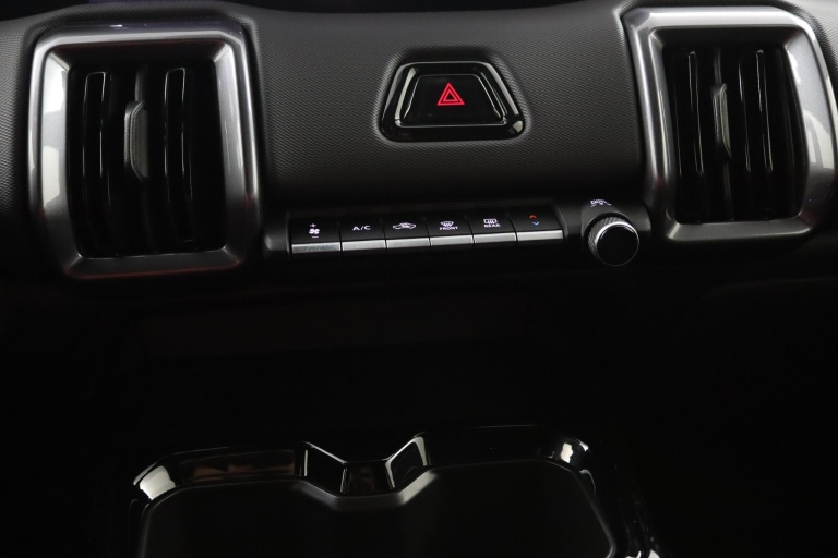 Toyota Urban Cruiser - Dynamic 61 kWh 34