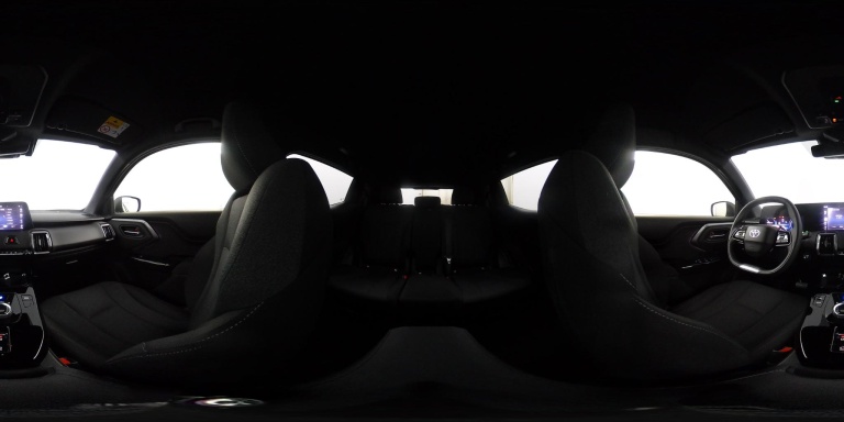 Toyota Urban Cruiser - Dynamic 61 kWh 37