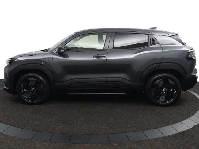 Toyota Urban Cruiser - Dynamic 61 kWh