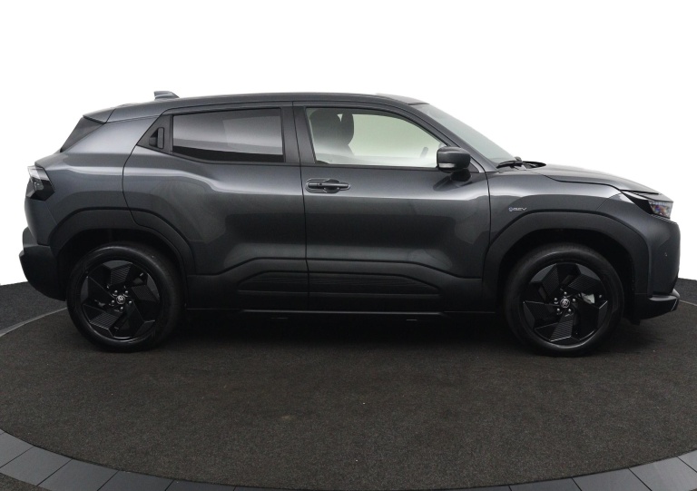Toyota Urban Cruiser - Dynamic 61 kWh 8