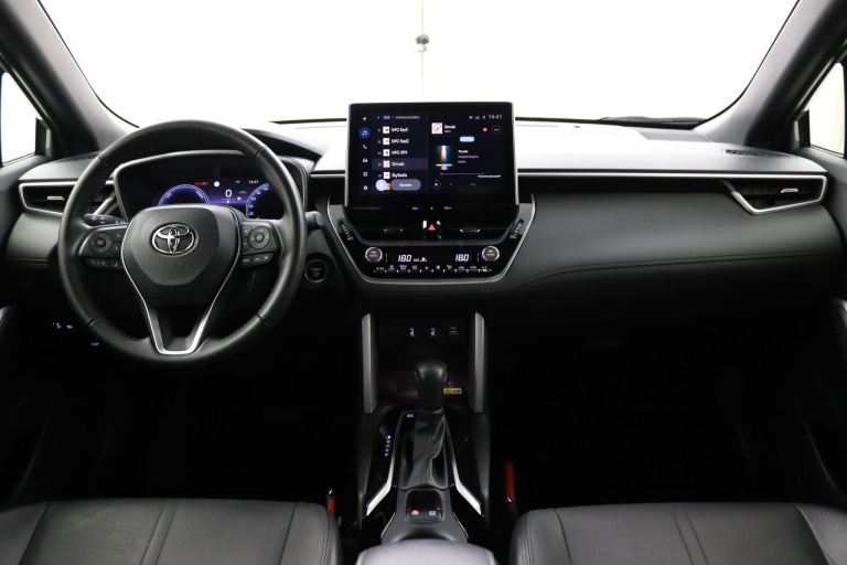 Toyota Corolla Cross - 2.0 High Power Hybrid First Edition 11