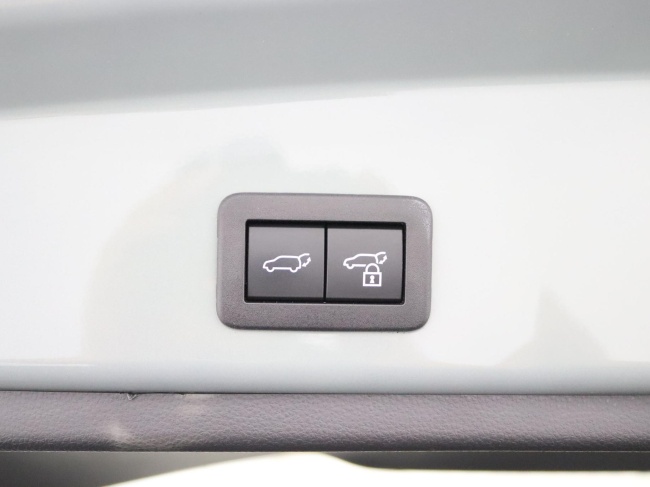 Toyota Corolla Cross - 2.0 High Power Hybrid First Edition