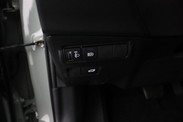 Toyota Corolla Cross - 2.0 High Power Hybrid First Edition 31