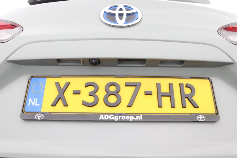 Toyota Corolla Cross - 2.0 High Power Hybrid First Edition 36