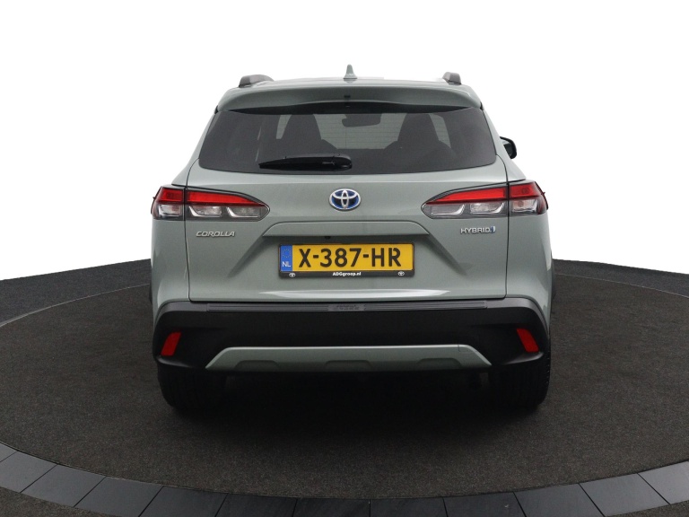 Toyota Corolla Cross - 2.0 High Power Hybrid First Edition 8