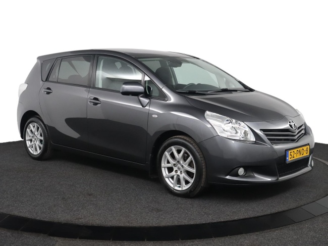 Toyota Verso - 1.8 VVT-i Dynamic Business Limited