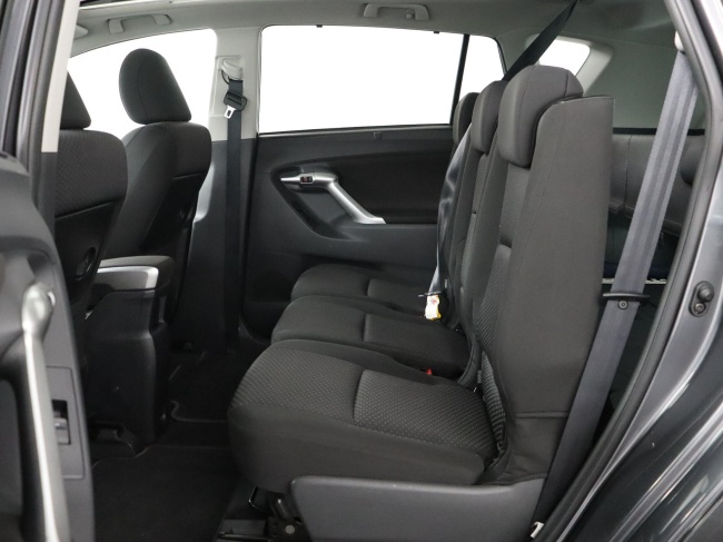 Toyota Verso - 1.8 VVT-i Dynamic Business Limited