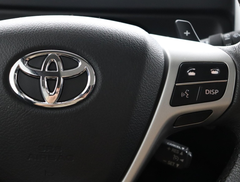 Toyota Verso - 1.8 VVT-i Dynamic Business Limited 21