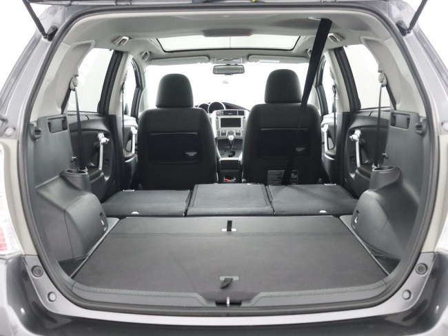 Toyota Verso - 1.8 VVT-i Dynamic Business Limited