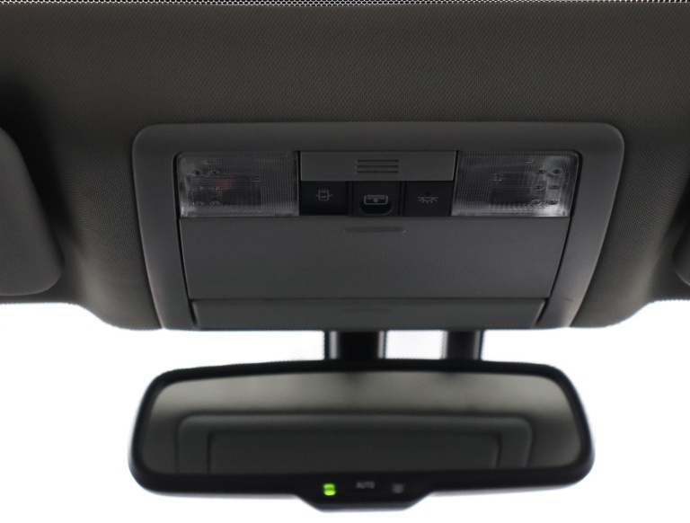 Toyota Verso - 1.8 VVT-i Dynamic Business Limited 31