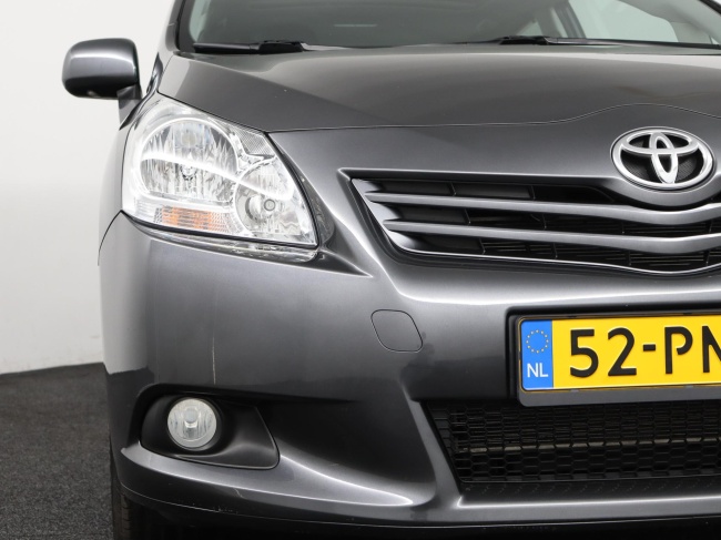 Toyota Verso - 1.8 VVT-i Dynamic Business Limited
