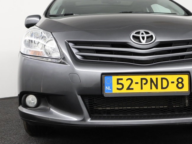 Toyota Verso - 1.8 VVT-i Dynamic Business Limited