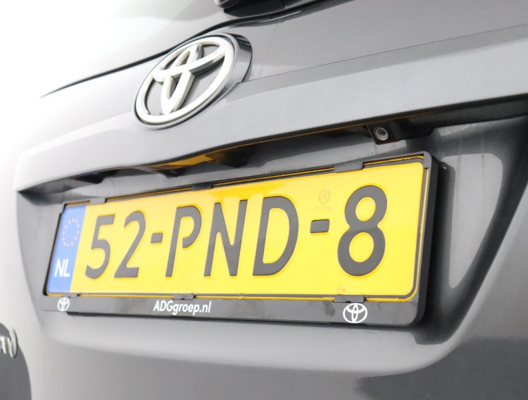 Toyota Verso - 1.8 VVT-i Dynamic Business Limited 44