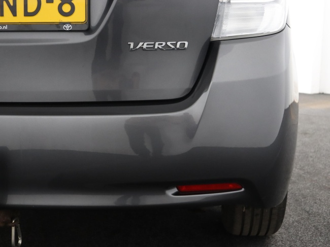 Toyota Verso - 1.8 VVT-i Dynamic Business Limited