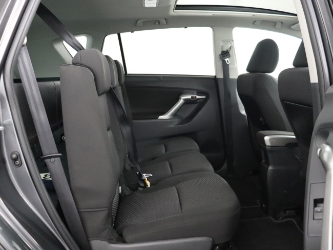 Toyota Verso - 1.8 VVT-i Dynamic Business Limited