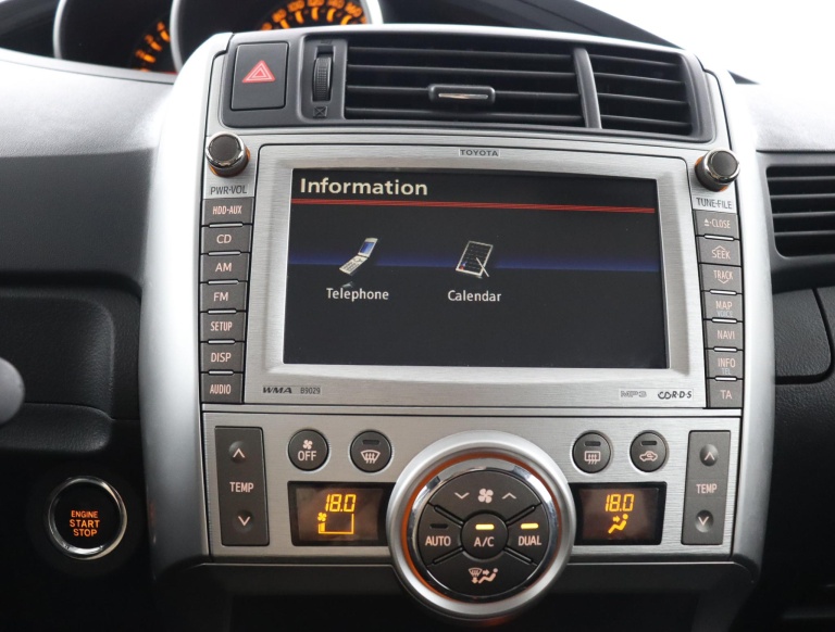 Toyota Verso - 1.8 VVT-i Dynamic Business Limited 56