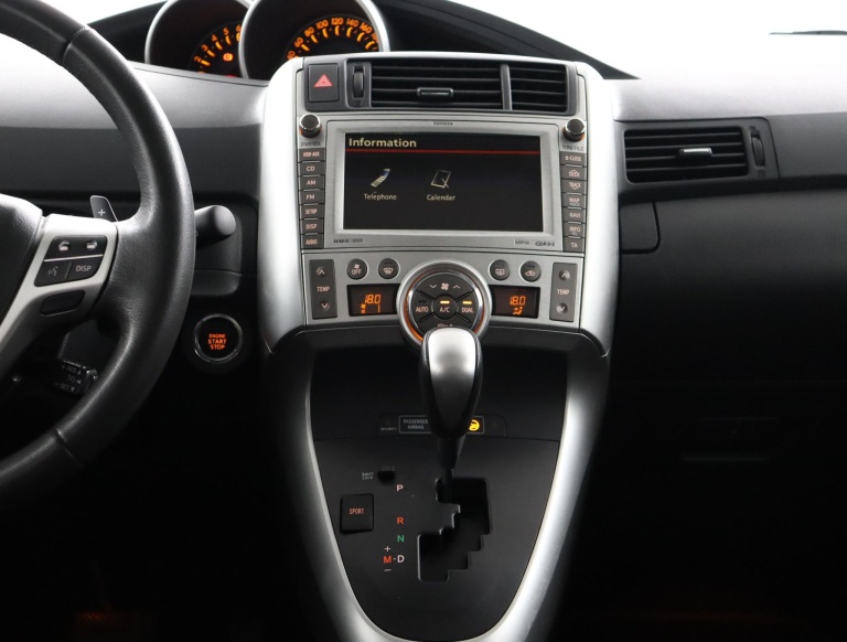 Toyota Verso - 1.8 VVT-i Dynamic Business Limited 62