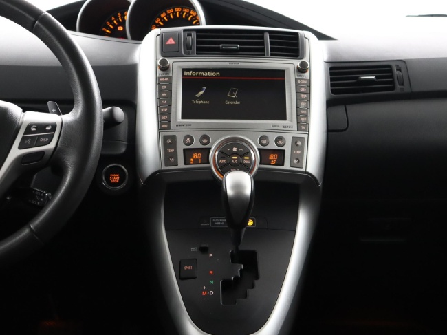 Toyota Verso - 1.8 VVT-i Dynamic Business Limited