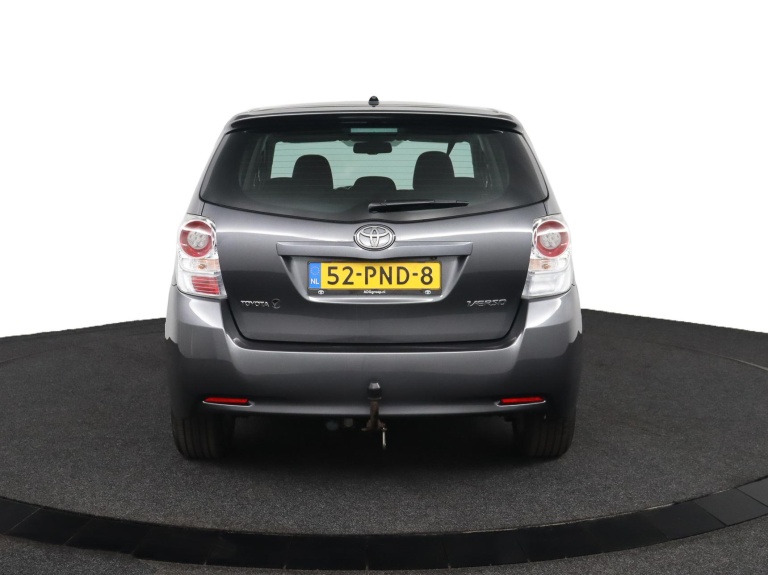 Toyota Verso - 1.8 VVT-i Dynamic Business Limited 67