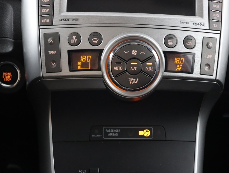 Toyota Verso - 1.8 VVT-i Dynamic Business Limited 7