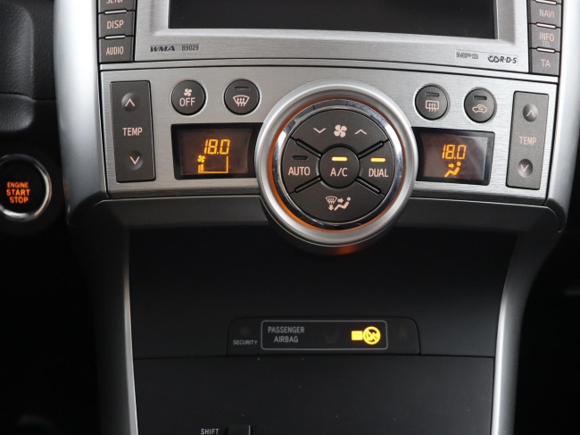 Toyota Verso - 1.8 VVT-i Dynamic Business Limited
