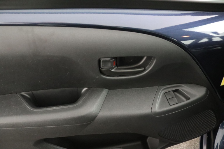Toyota Aygo - 1.0 VVT-i x-play 27