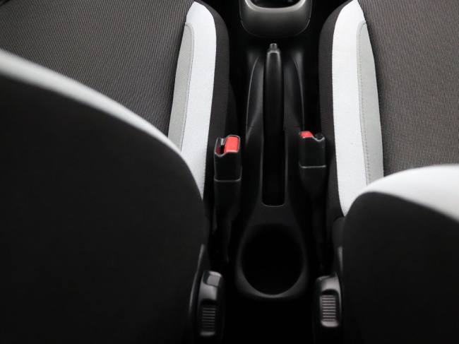 Toyota Aygo - 1.0 VVT-i x-play