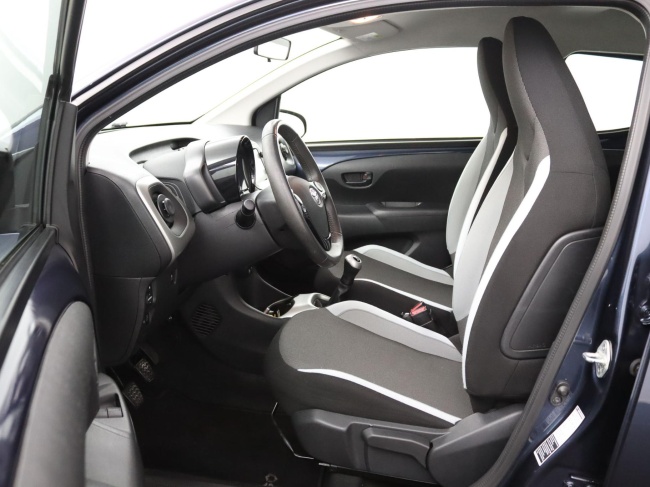 Toyota Aygo - 1.0 VVT-i x-play
