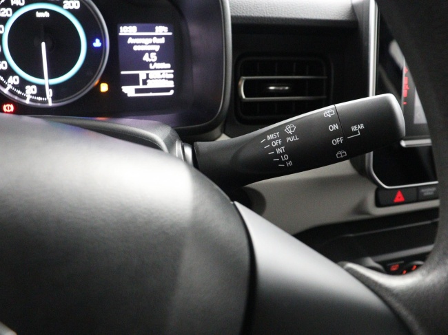 Suzuki Ignis - 1.2 Select Intro