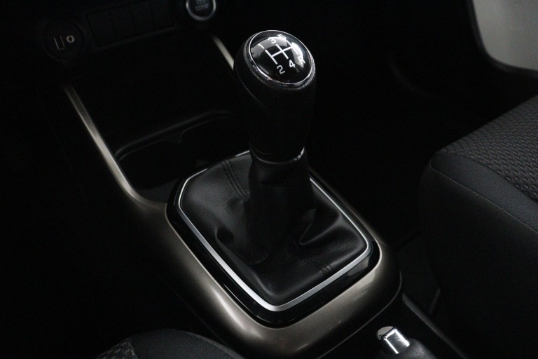 Suzuki Ignis - 1.2 Select Intro 53