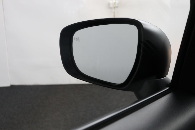 Suzuki Ignis - 1.2 Select Intro 61
